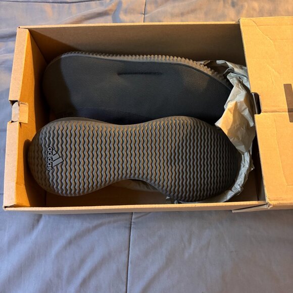 adidas Yeezy Knit RNR Stone Onyx - Picture 5 of 6